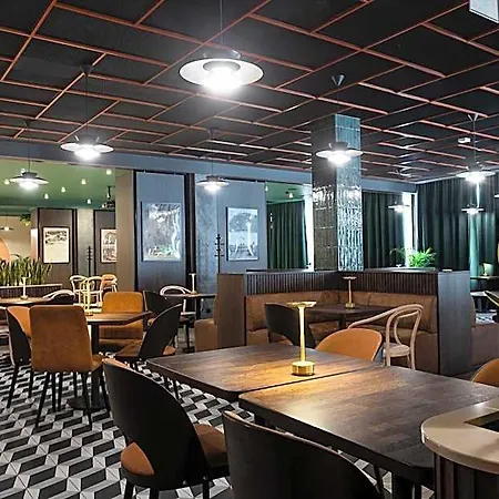 Hotell Gold 3*